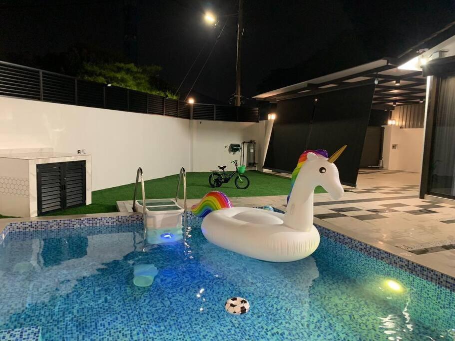 Abbie'S Private Pool Villa Bukit Mertajam Penang Eksteriør bilde
